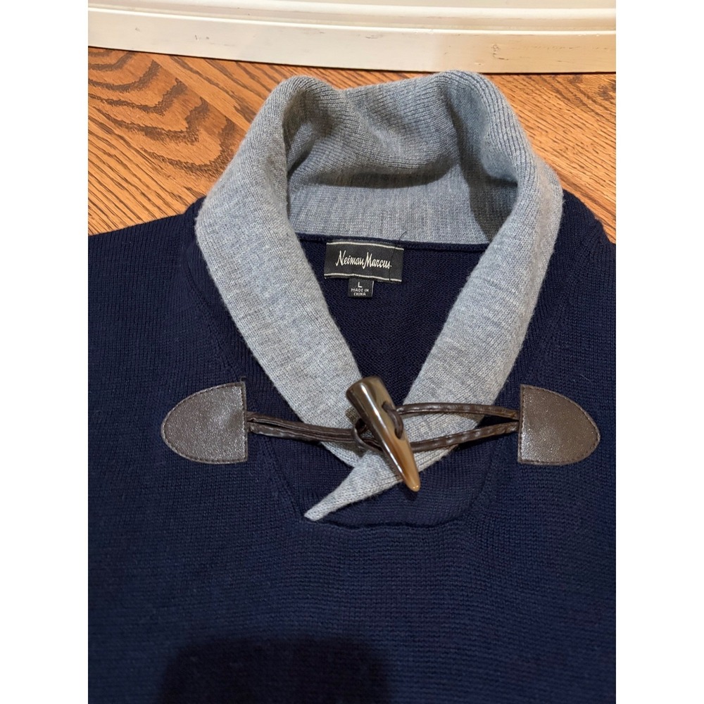 Neiman Marcus Sweater Mens L Navy Merino Wool Toscano Shawl Collar Toggle Pull